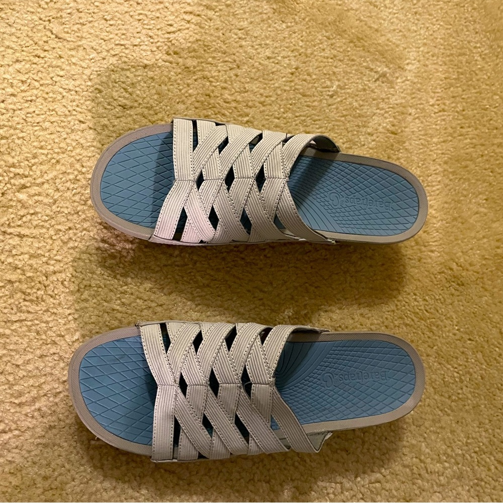 Bare Traps Sandals